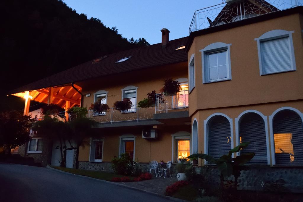 Apartment Sotocje Dolenja Trebusa Luaran gambar